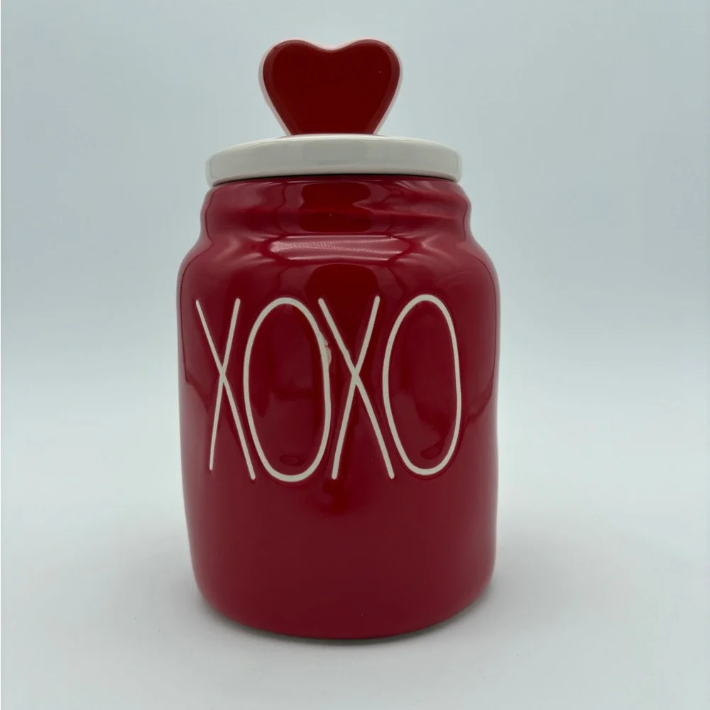Pre Owned Rae Dunn Red With White Text Valentine Theme XOXO Canister with Lid - Picture 1 of 4